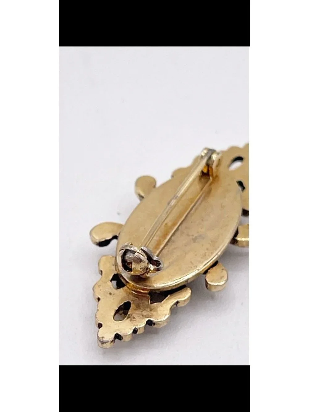 Vintage Tiger Eye Brooch Gold Tone Victorian Revival Scroll Bar Pin Ornate